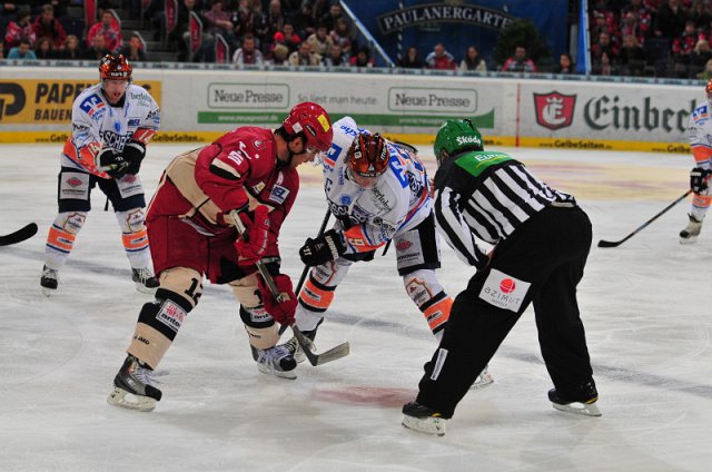 Scorpions221010   017.jpg - DEL Spiel Hannover Scorpions gegen Ingolstadt Roosters ind Hannover TUI Arena 22 Oktober 2010